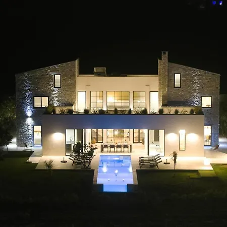 Citrus Grove Luxury