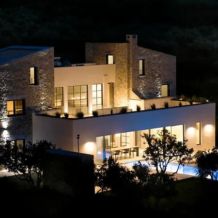 Villa Citrus Grove Luxury Skaleta
